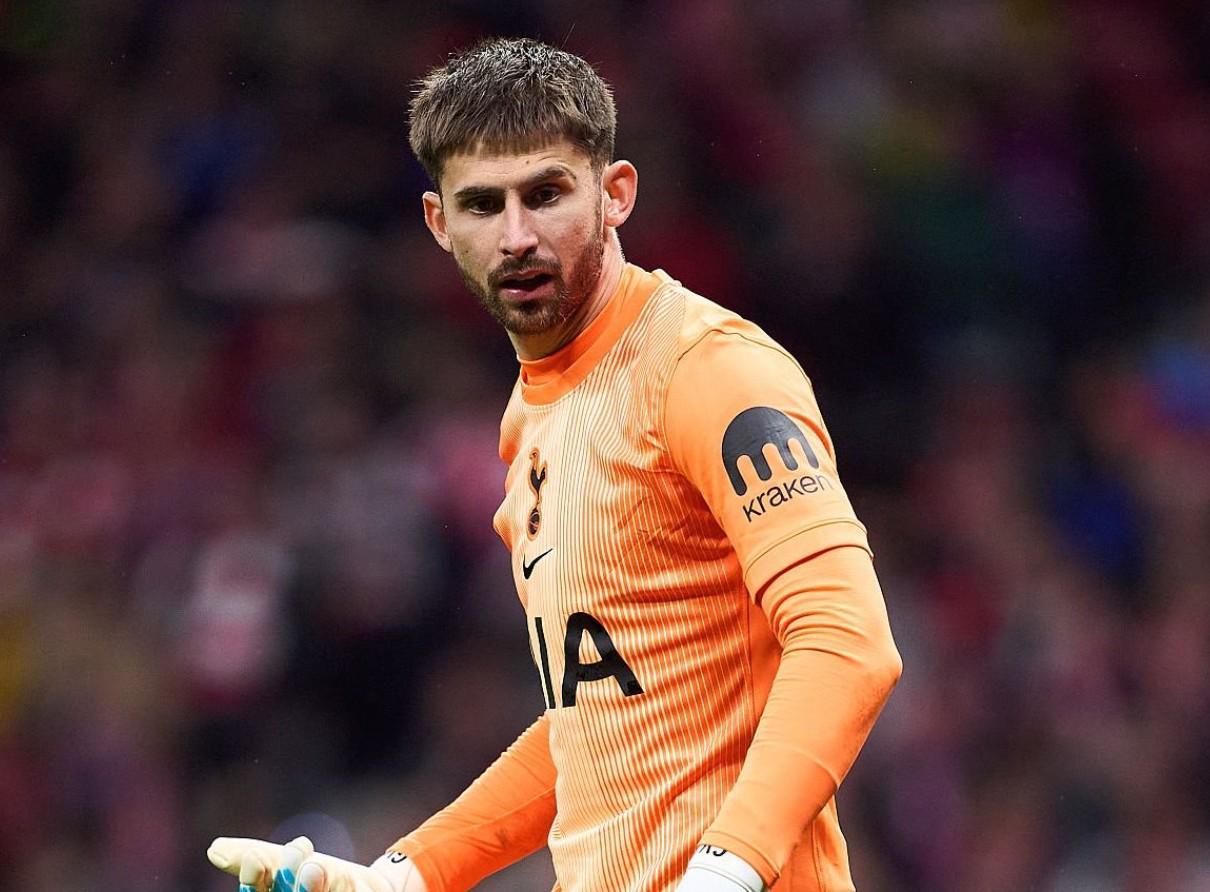 亚博体育官方网站-跟队：国米很可能签维卡里奥取代索默，齐沃想要有经验的门将